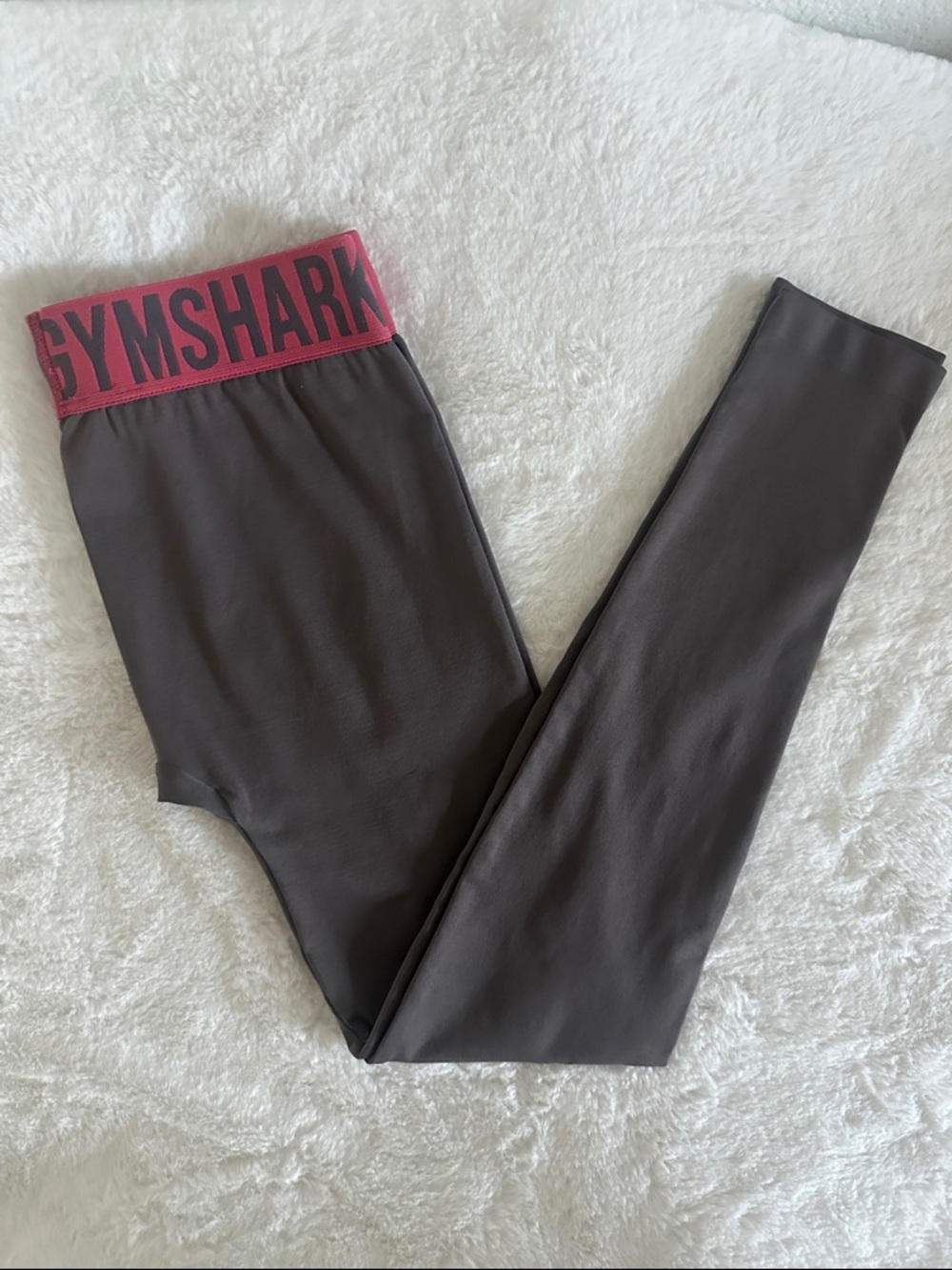 Gymshark - Gray & Pink Leggings - Size Small - Like New